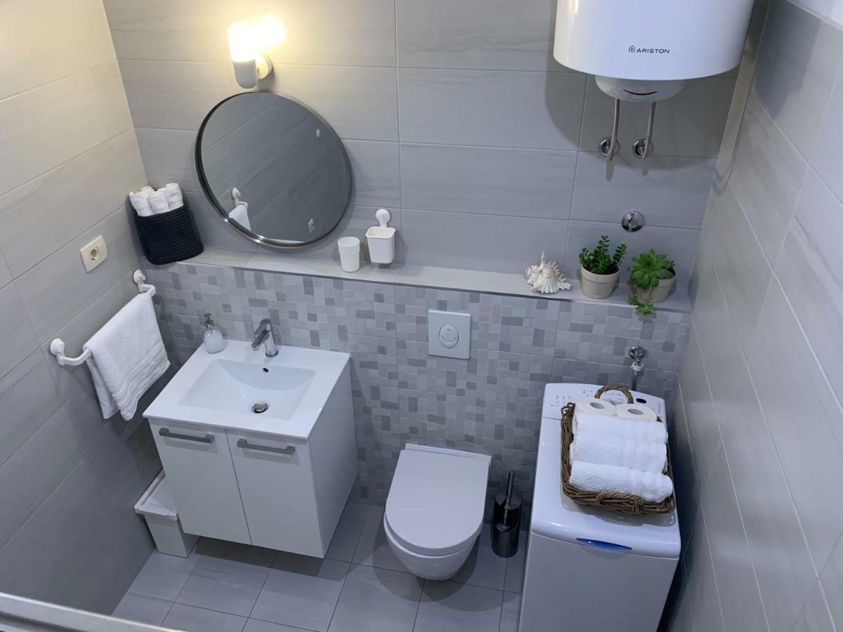 17 Pines Apartment Макарска Екстериор снимка