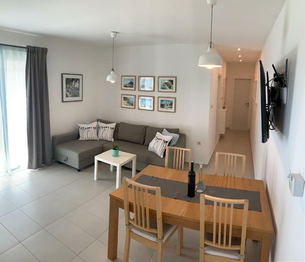 17 Pines Apartment Макарска Екстериор снимка