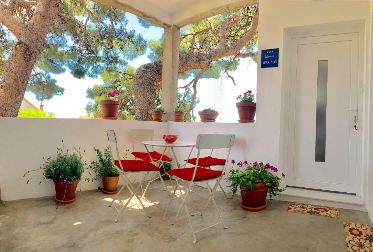 17 Pines Apartment Макарска Екстериор снимка